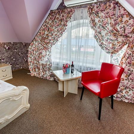 Everest Iwano-Frankiwsk Zewnętrze zdjęcie