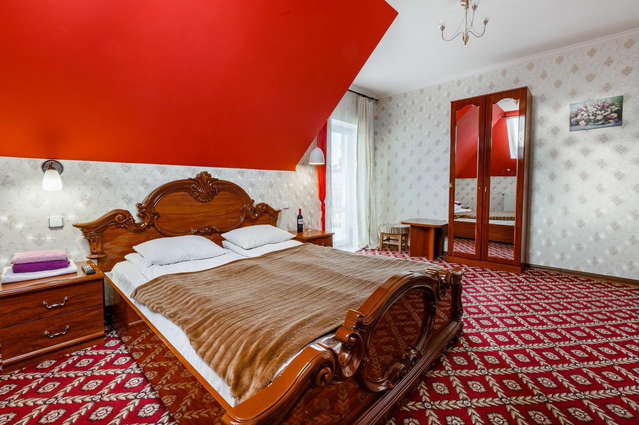 Everest Iwano-Frankiwsk Zewnętrze zdjęcie